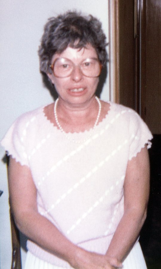 Livernois, Ruth née Baker