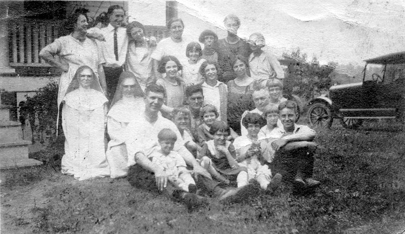 Livernois Family - ca. 1915
